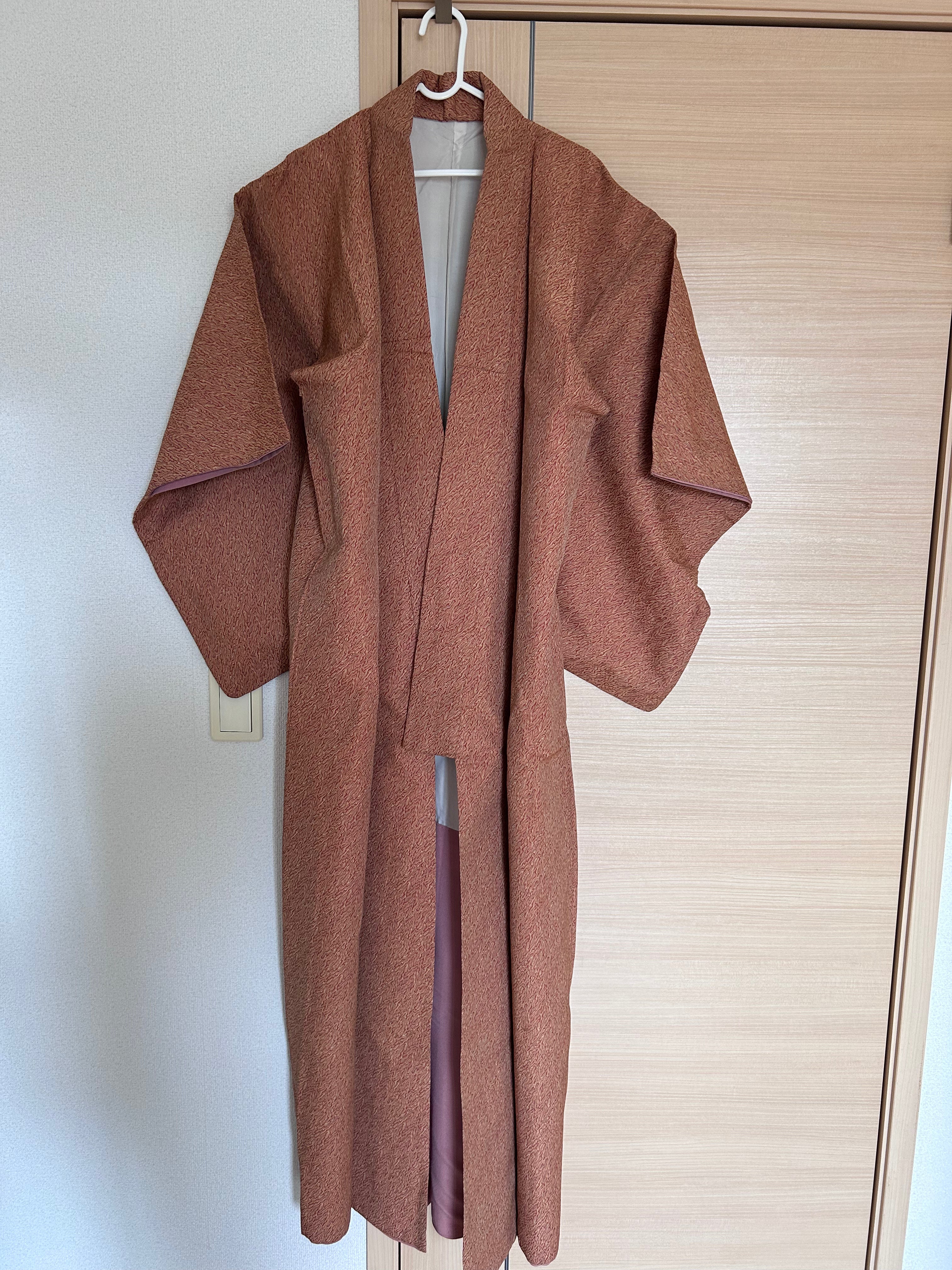 Vintage Japanese Haori in Dusty Rose with Subtle Textured Pattern