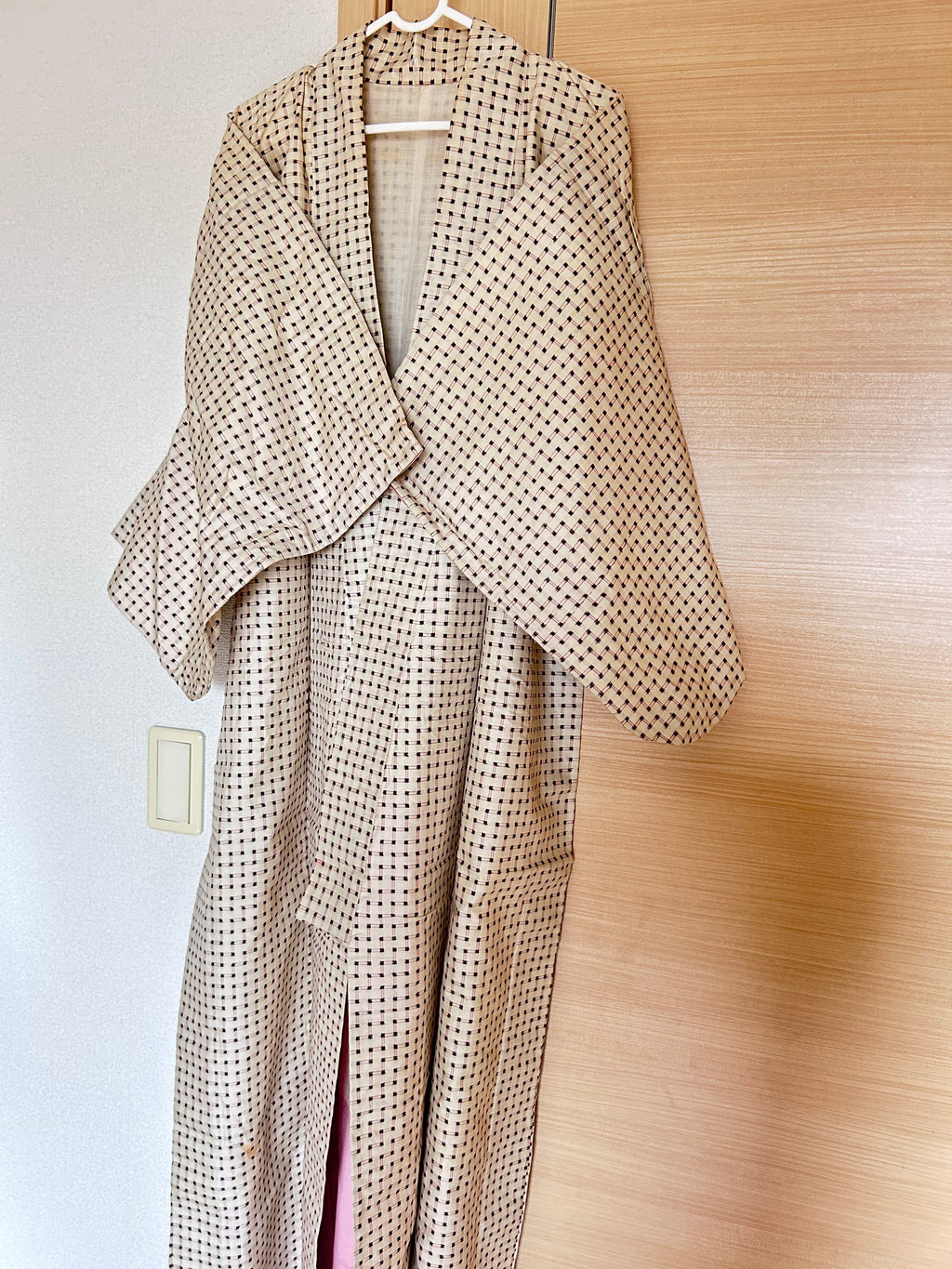 Vintage Japanese Haori in Ivory with Subtle Black Grid Pattern