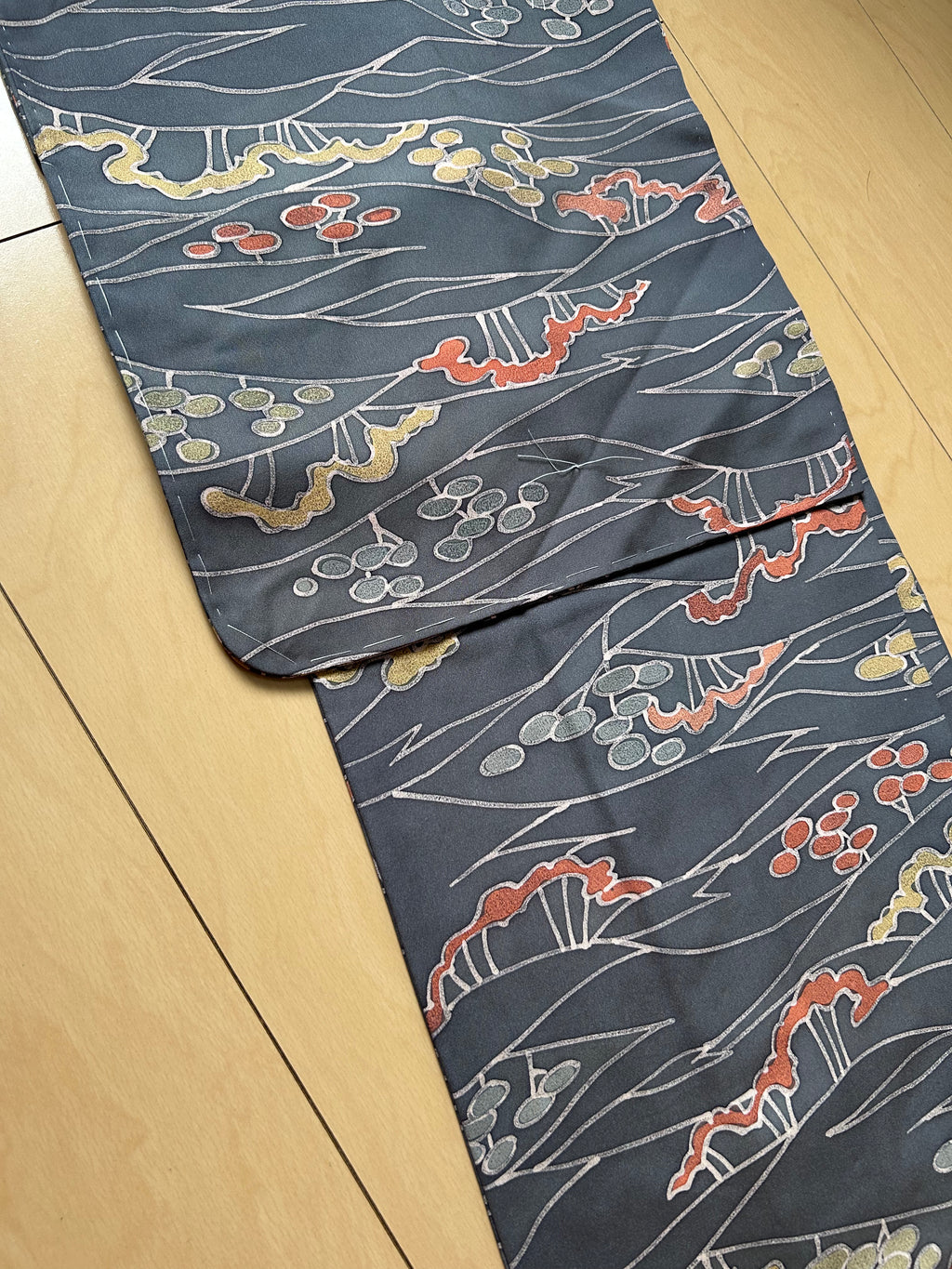 Vintage Japanese Kimono in Charcoal Gray with Flowing Botanical Pattern