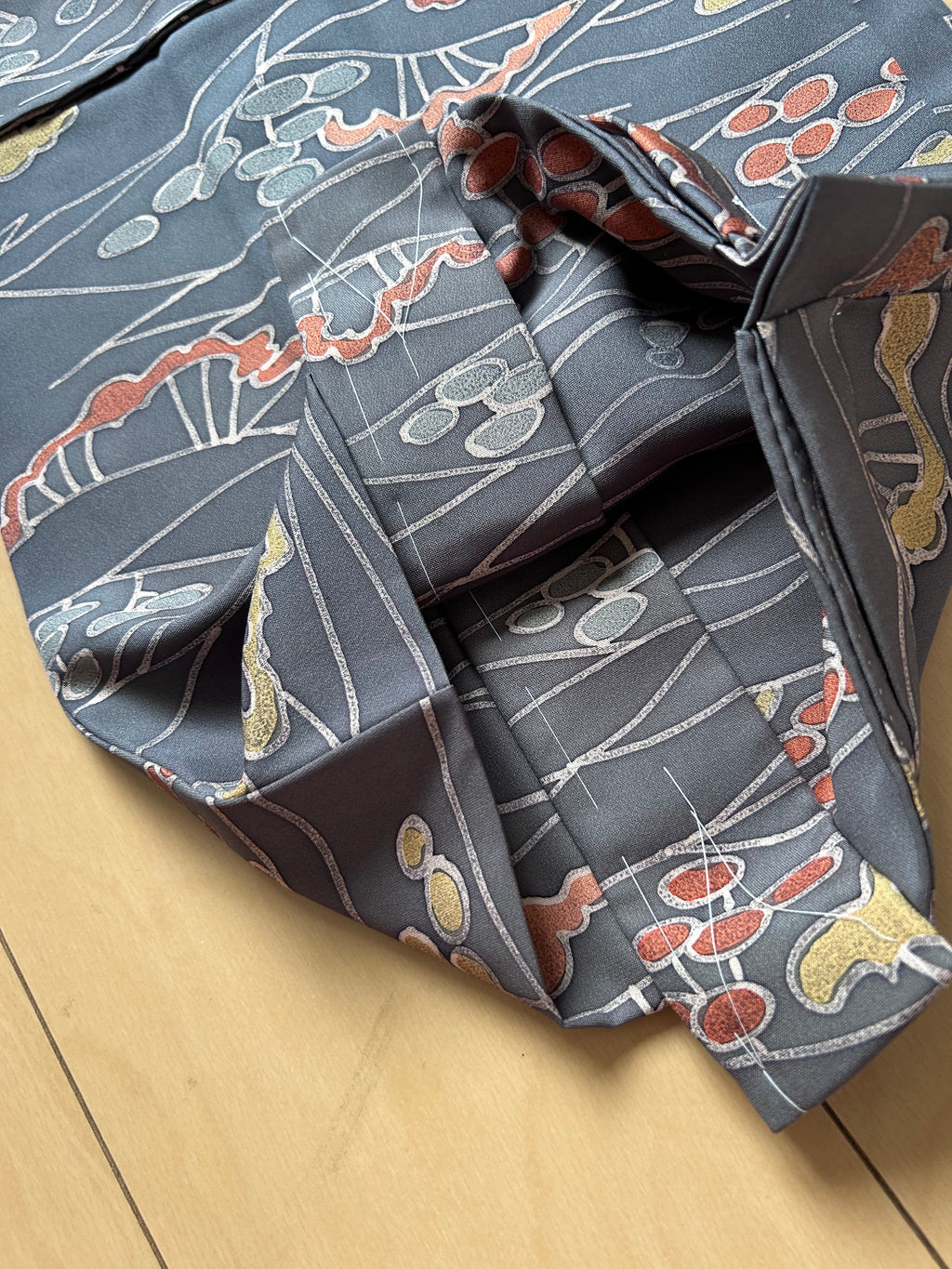 Vintage Japanese Kimono in Charcoal Gray with Flowing Botanical Pattern