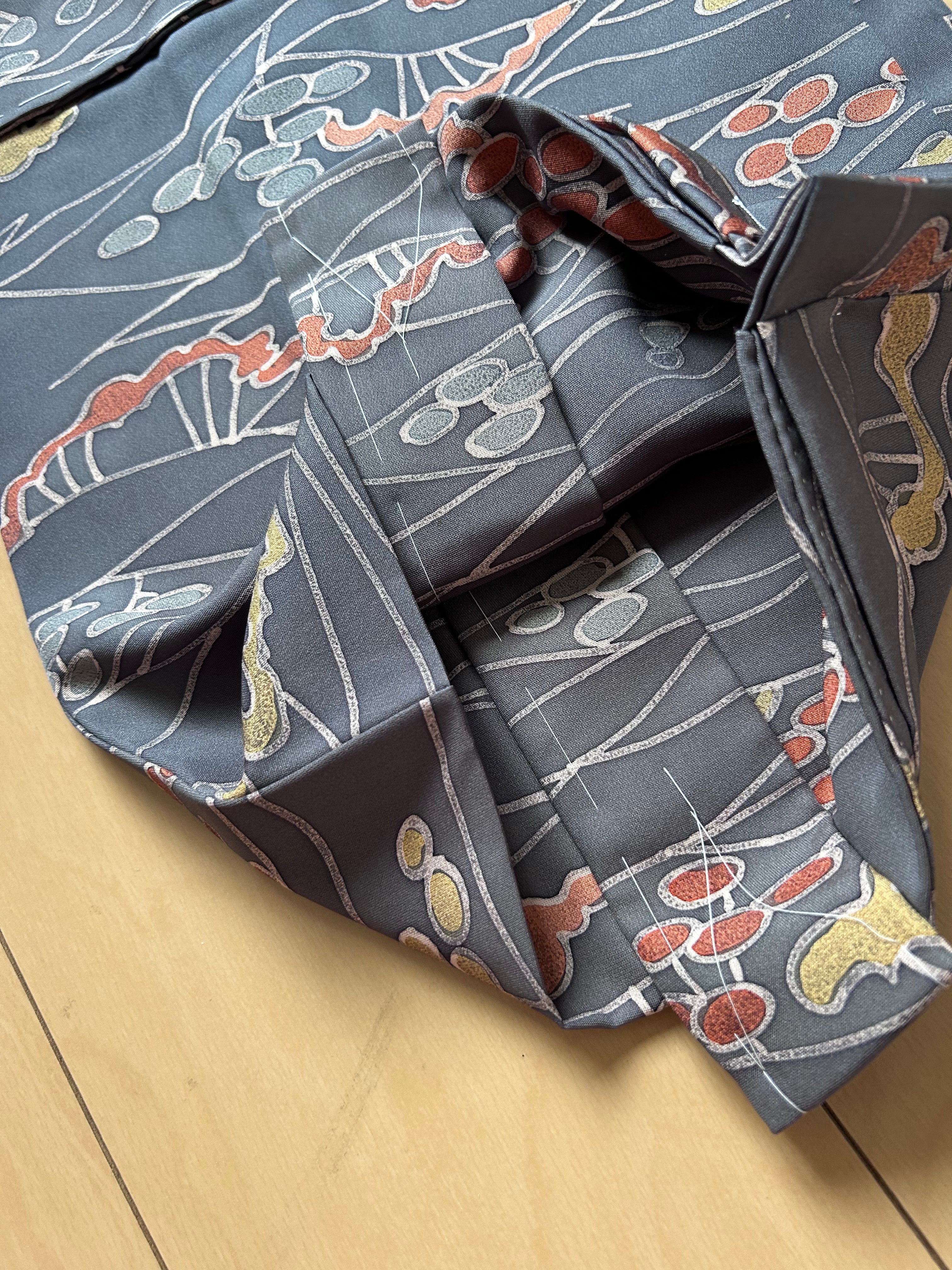 Vintage Japanese Kimono in Charcoal Gray with Flowing Botanical Pattern