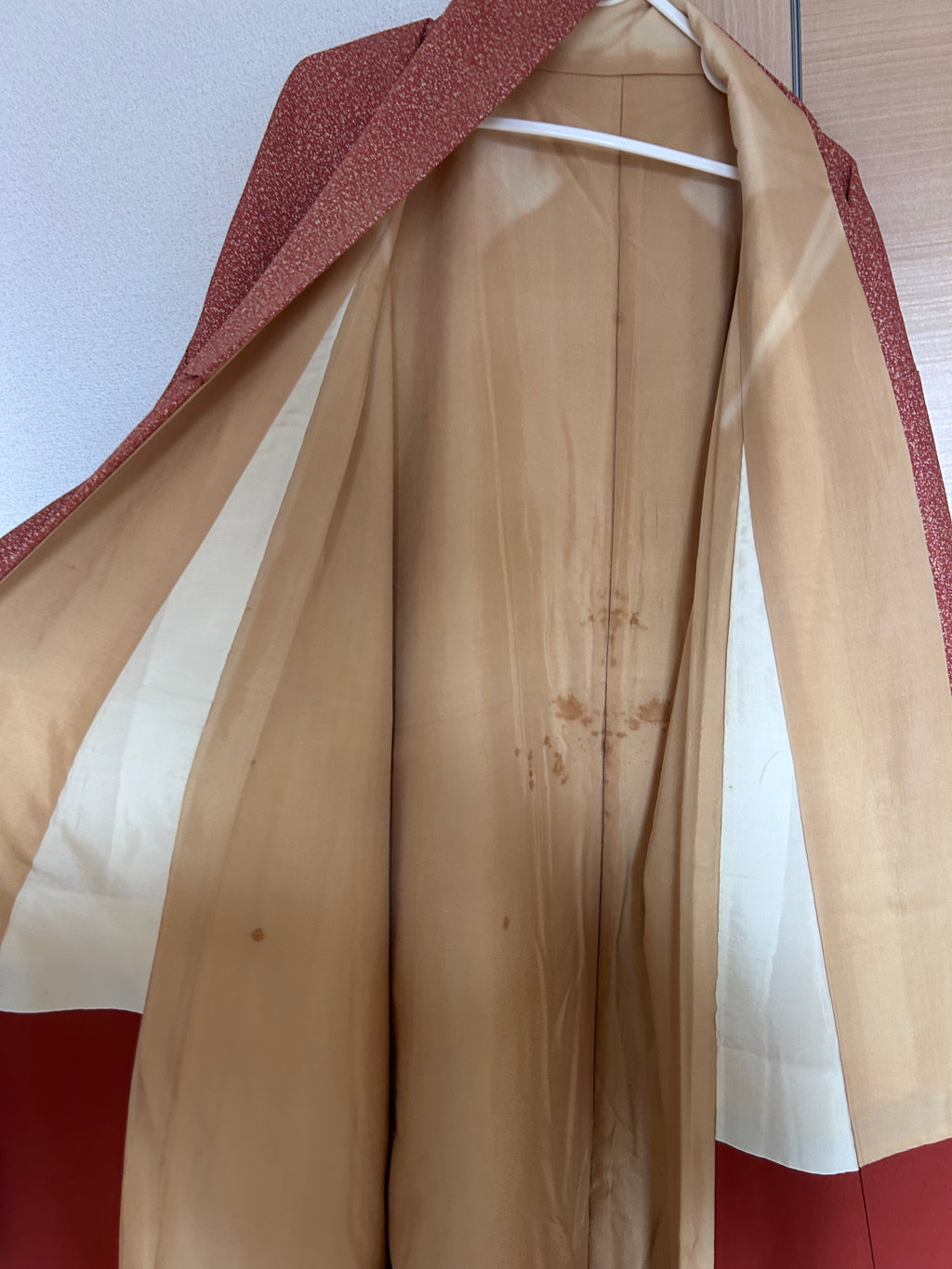 Vintage Japanese Kimono in Terracotta Red with White Splash Gradient Pattern