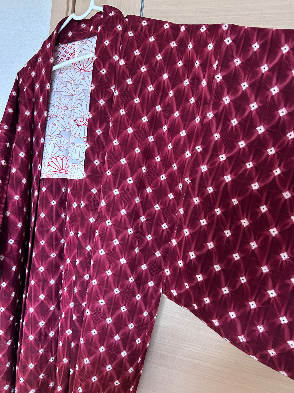 Vintage Japanese Shibori Haori in Deep Burgundy with White Diamond Pattern