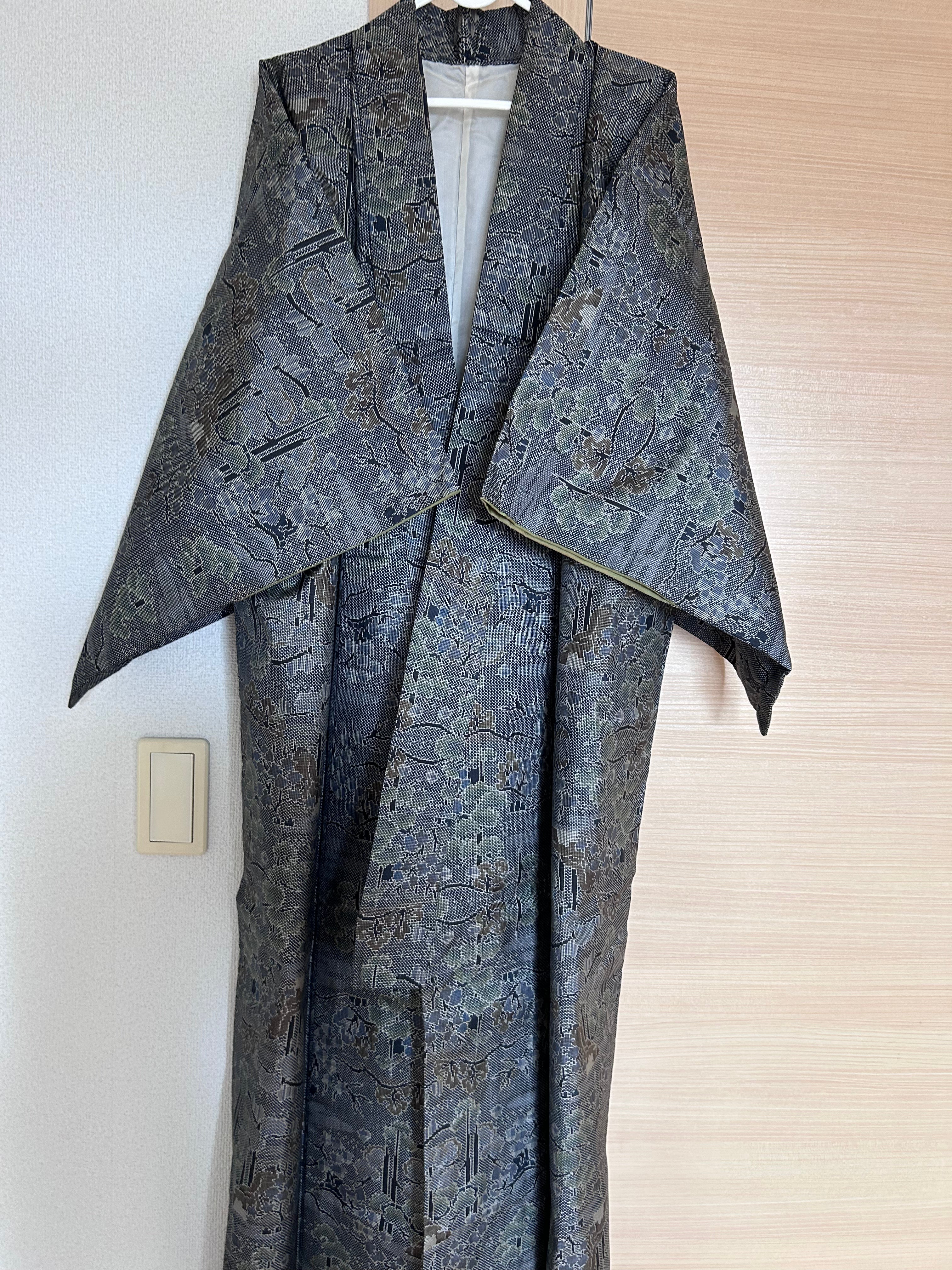 Vintage Japanese Haori Jacket in Charcoal Gray with Traditional Woven Floral & Geometric Pattern