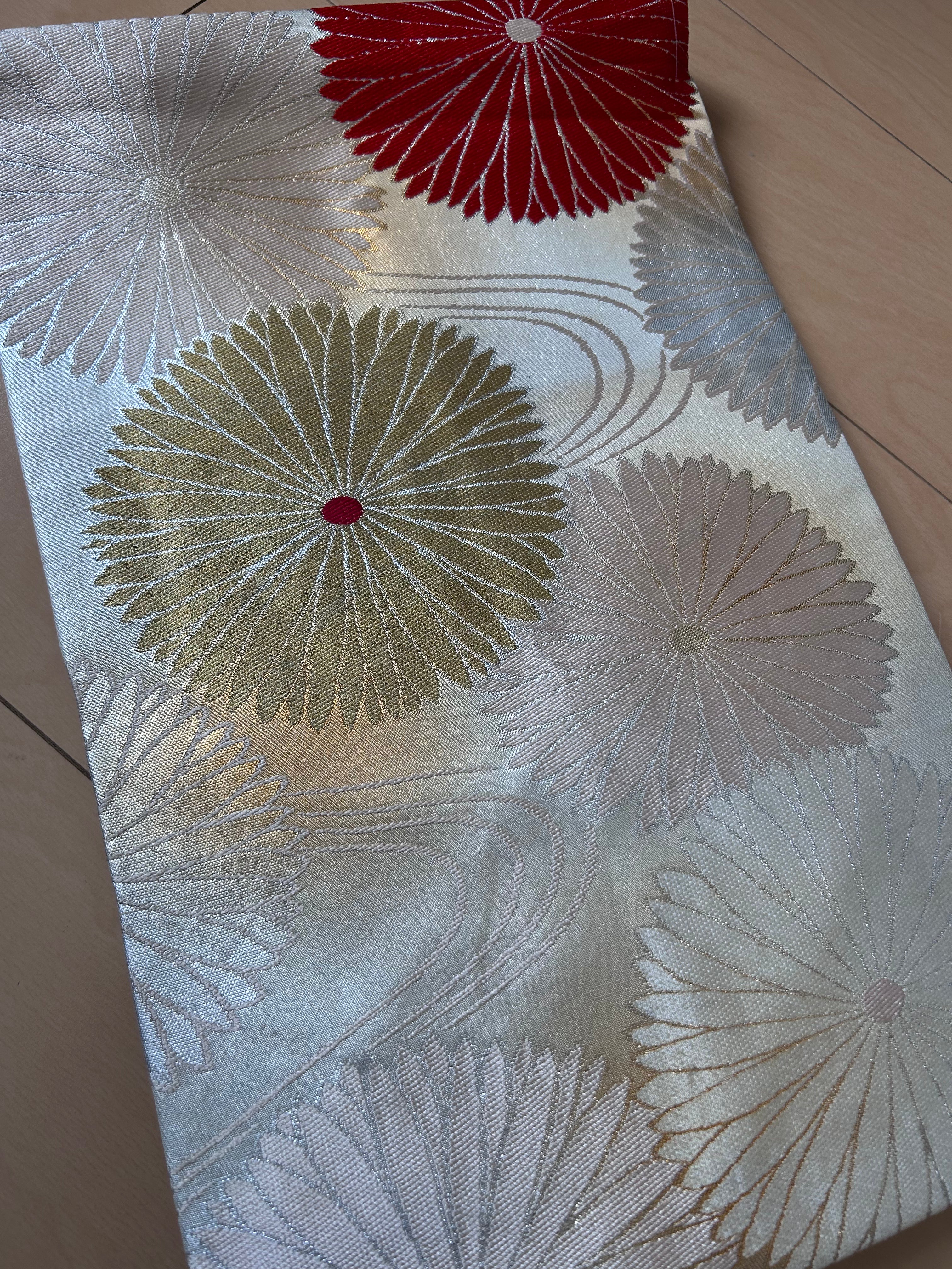 Vintage Japanese Fukuro Obi Belt – Elegant Chrysanthemum & Flowing Water Brocade in Gold, Ivory & Red