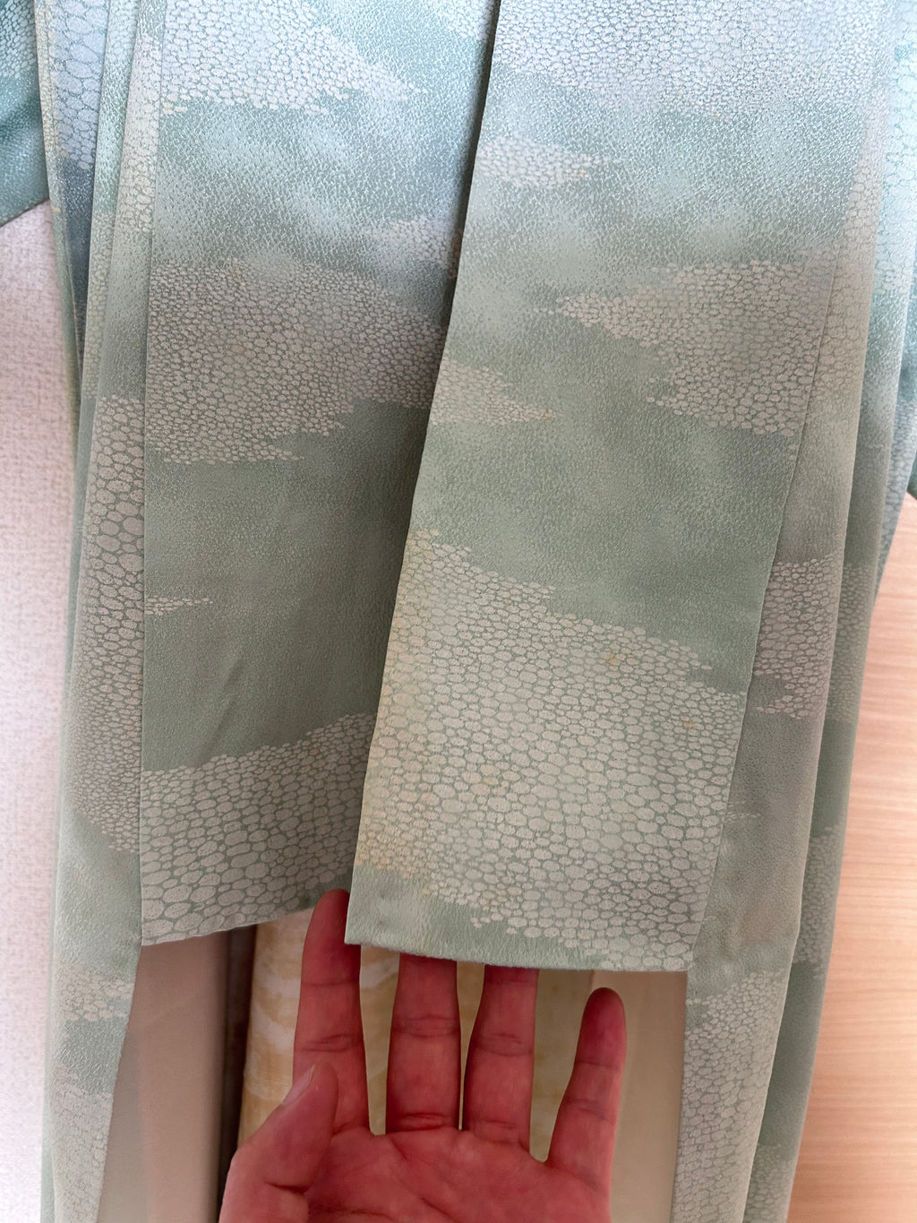 Vintage Japanese Haori Jacket – Soft Mint Green Shibori-Inspired Pattern