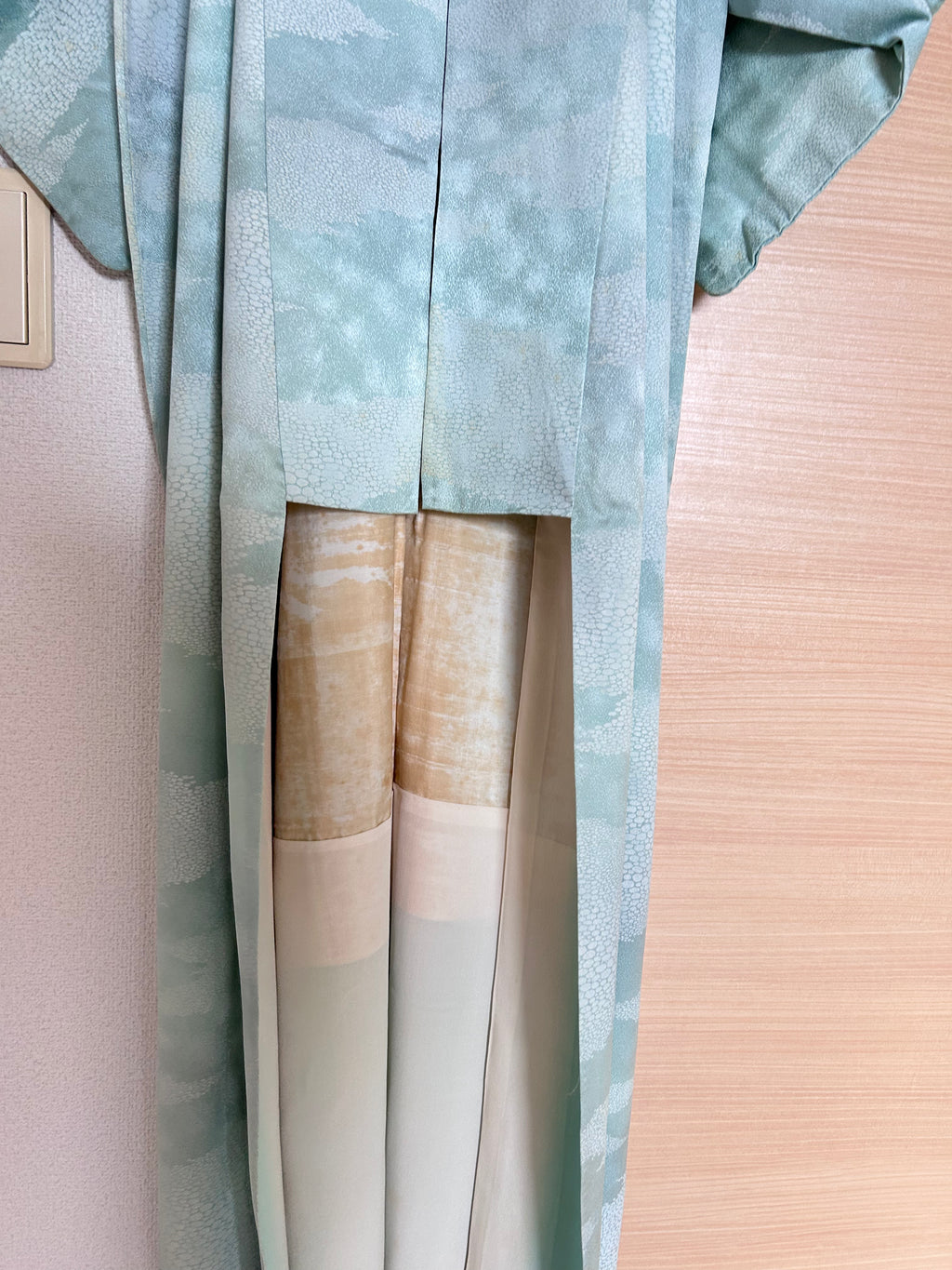 Vintage Japanese Haori Jacket – Soft Mint Green Shibori-Inspired Pattern