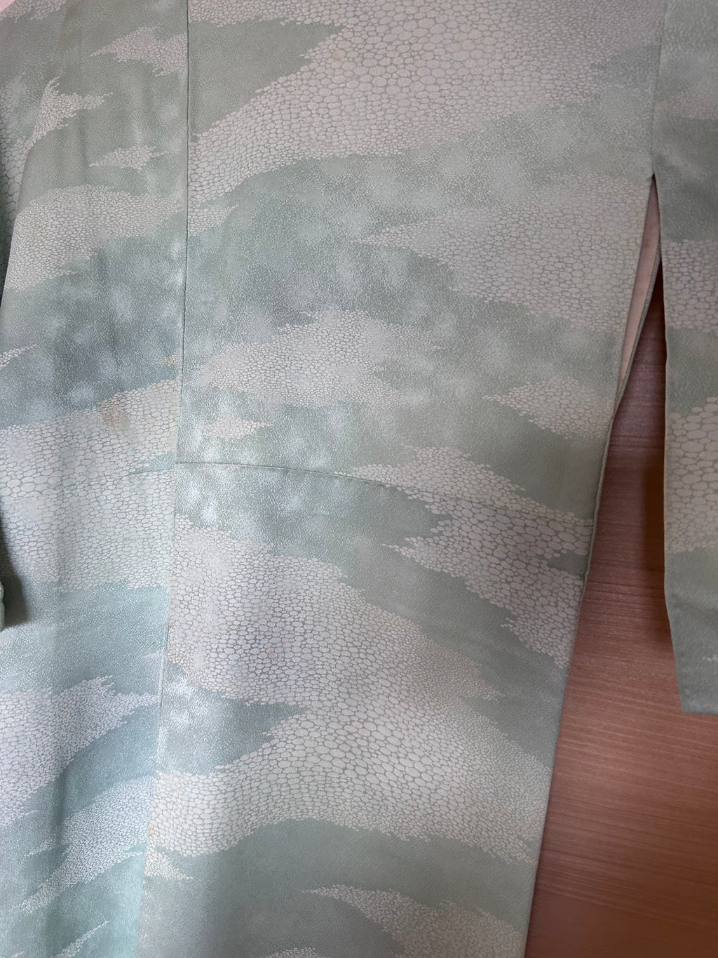 Vintage Japanese Haori Jacket – Soft Mint Green Shibori-Inspired Pattern