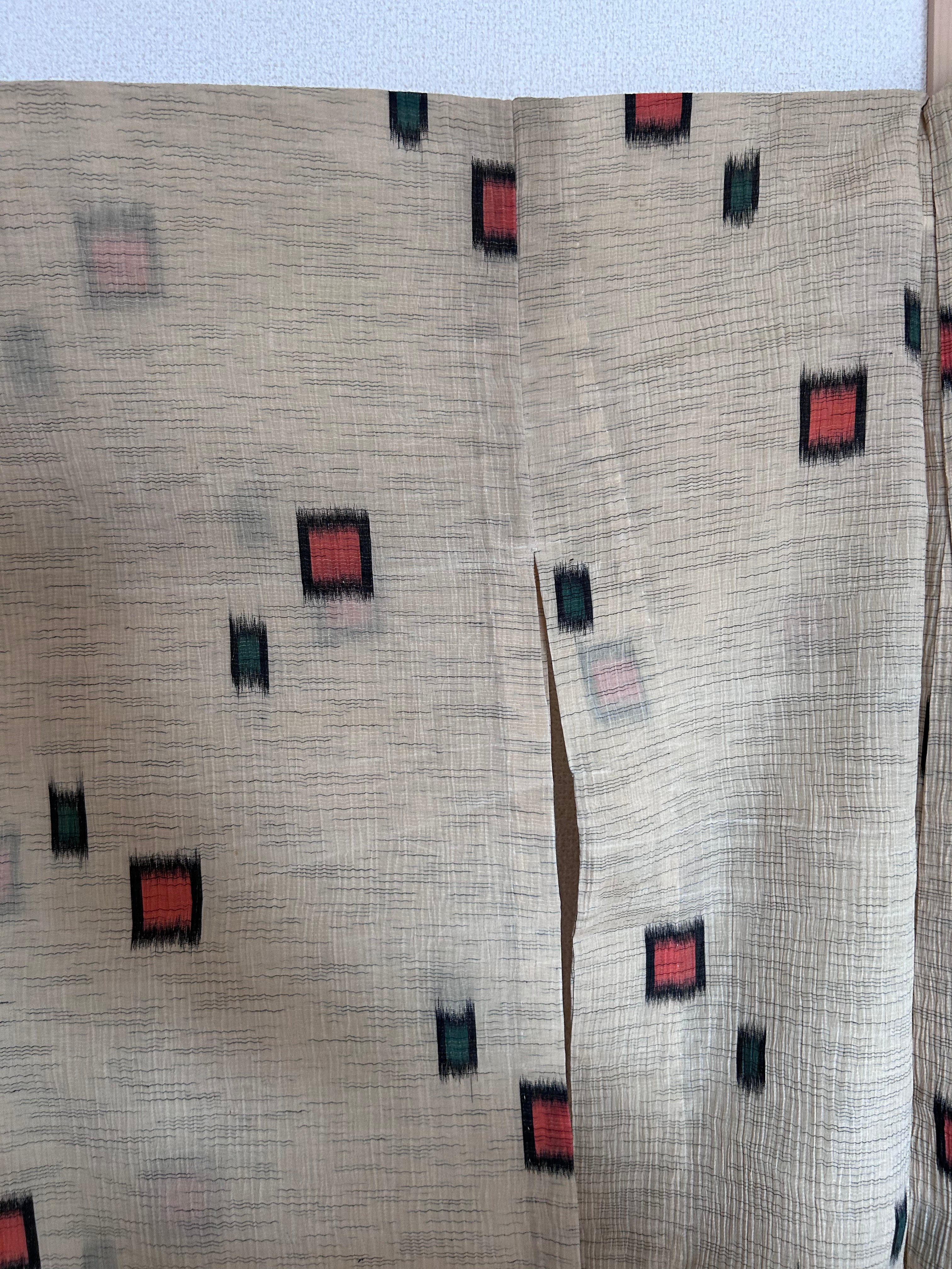 Vintage Japanese Haori Jacket – Beige Kasuri-Inspired Geometric Pattern