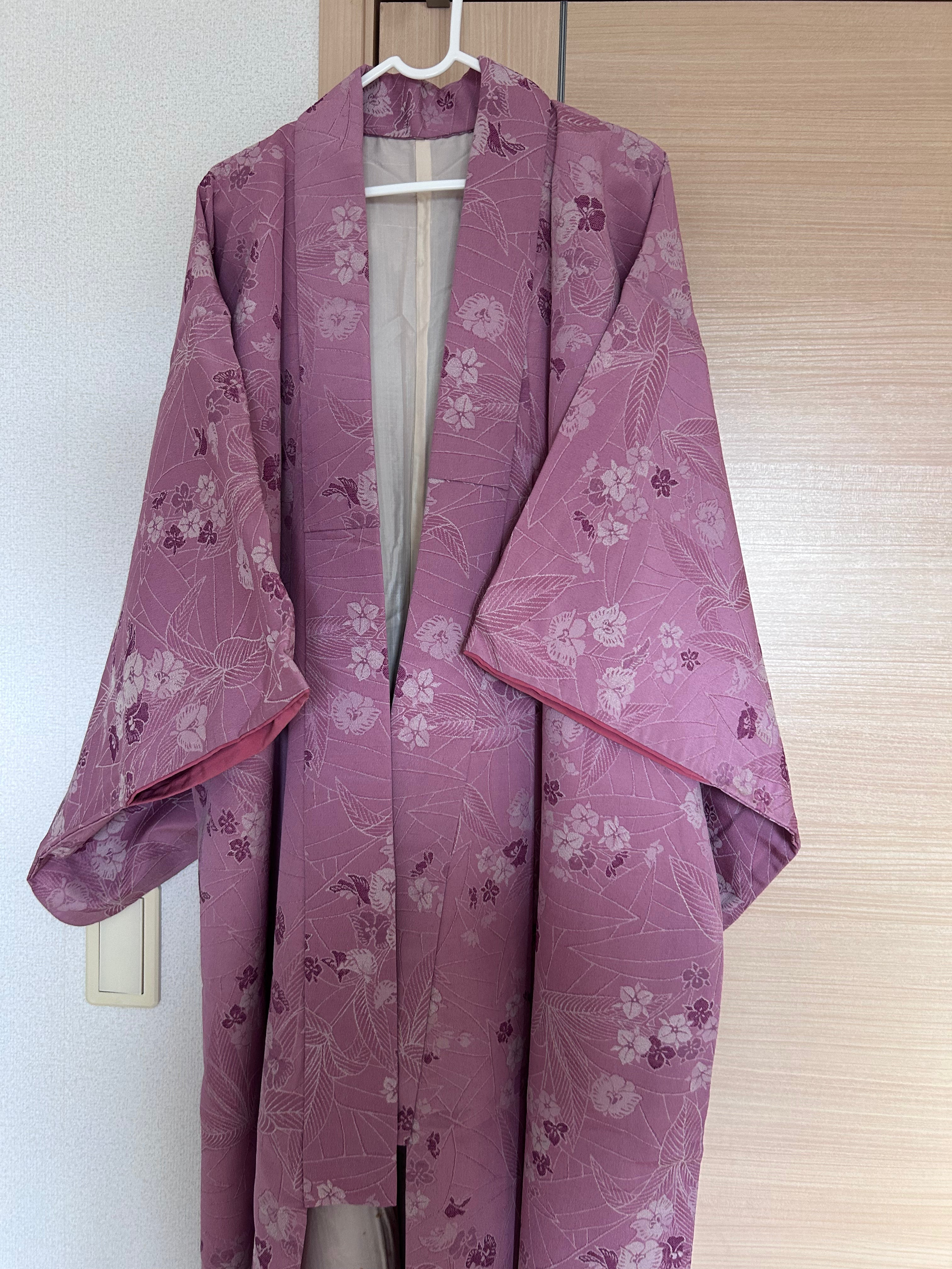Vintage Japanese Haori Jacket – Pink Floral Pattern
