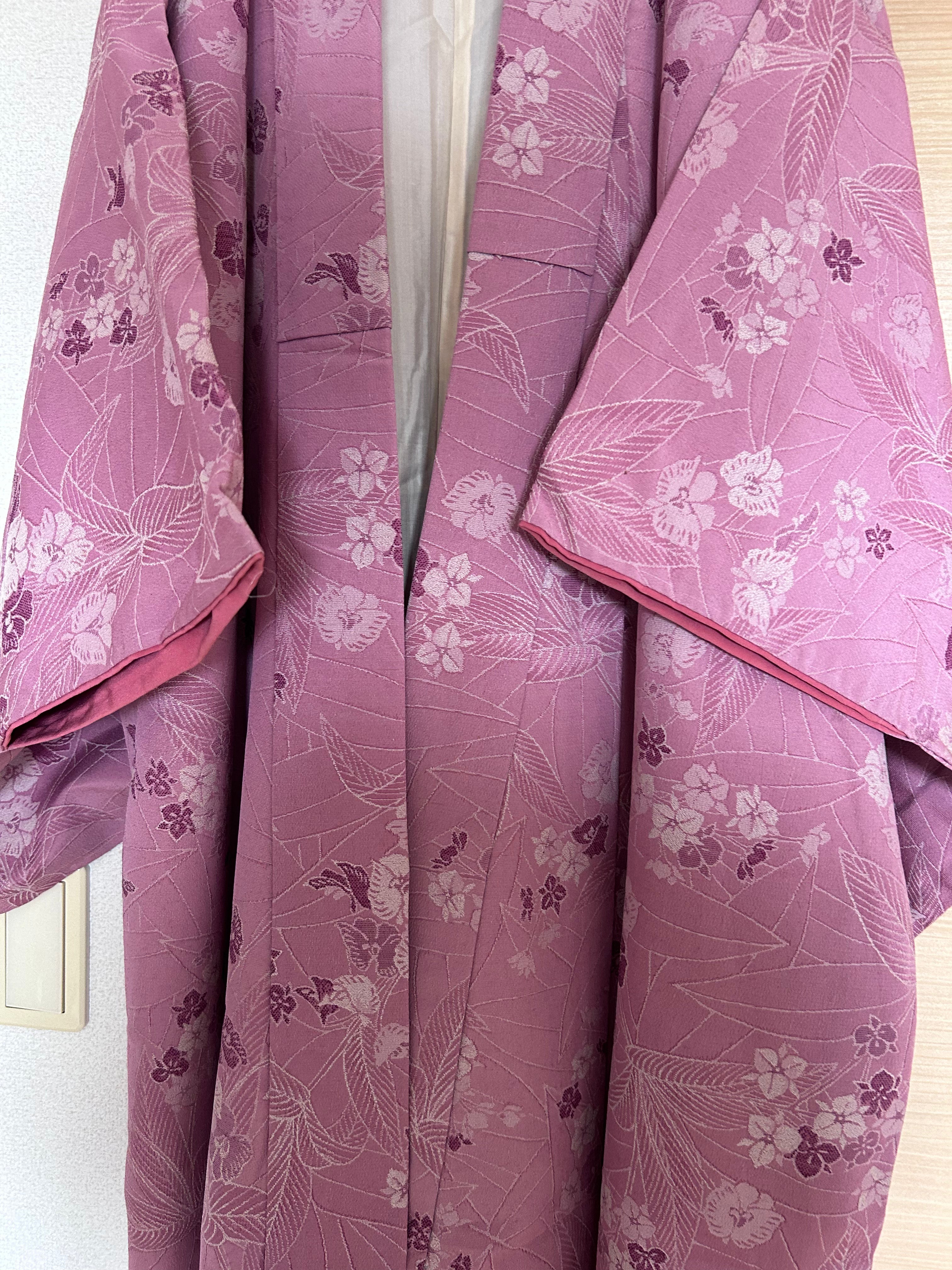 Vintage Japanese Haori Jacket – Pink Floral Pattern