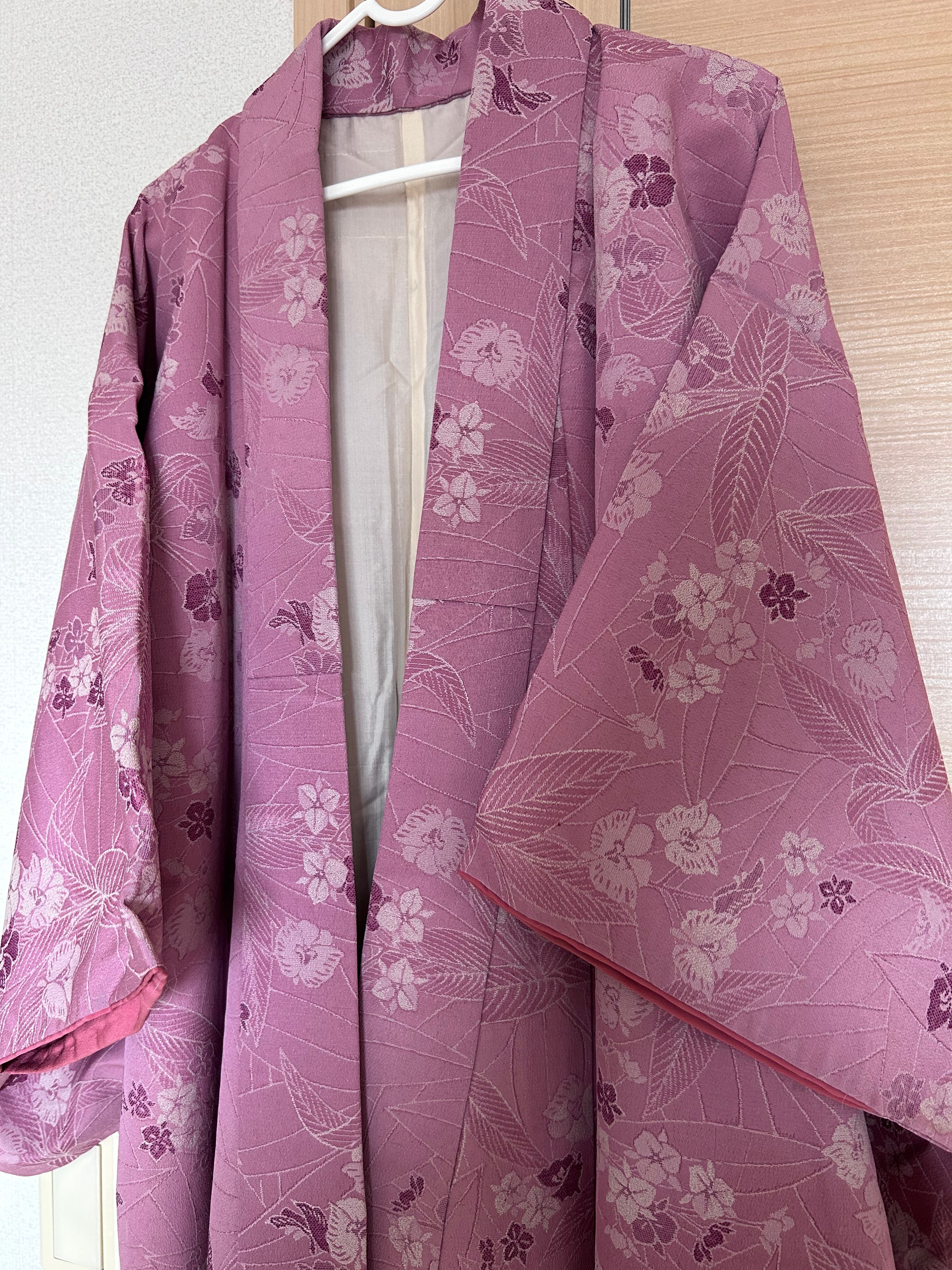 Vintage Japanese Haori Jacket – Pink Floral Pattern