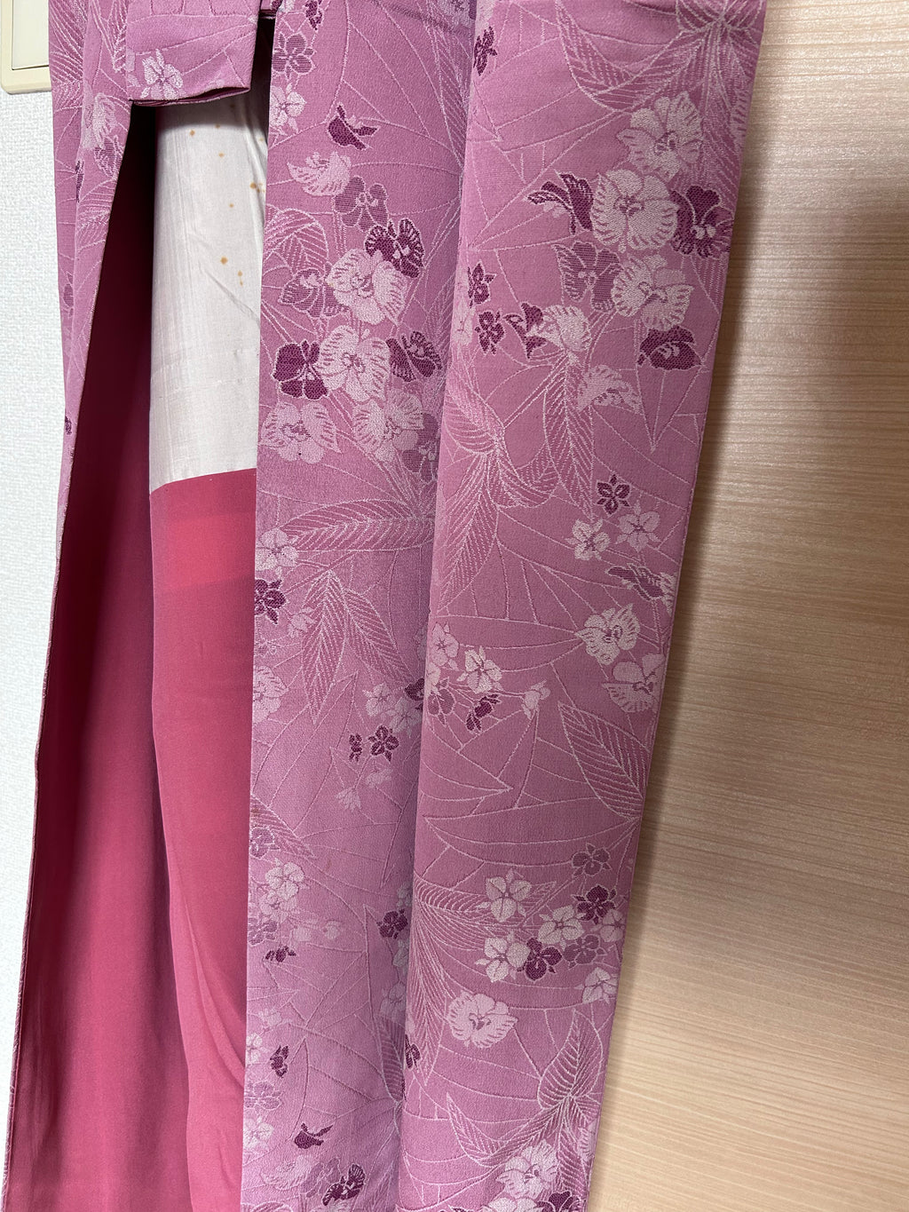 Vintage Japanese Haori Jacket – Pink Floral Pattern