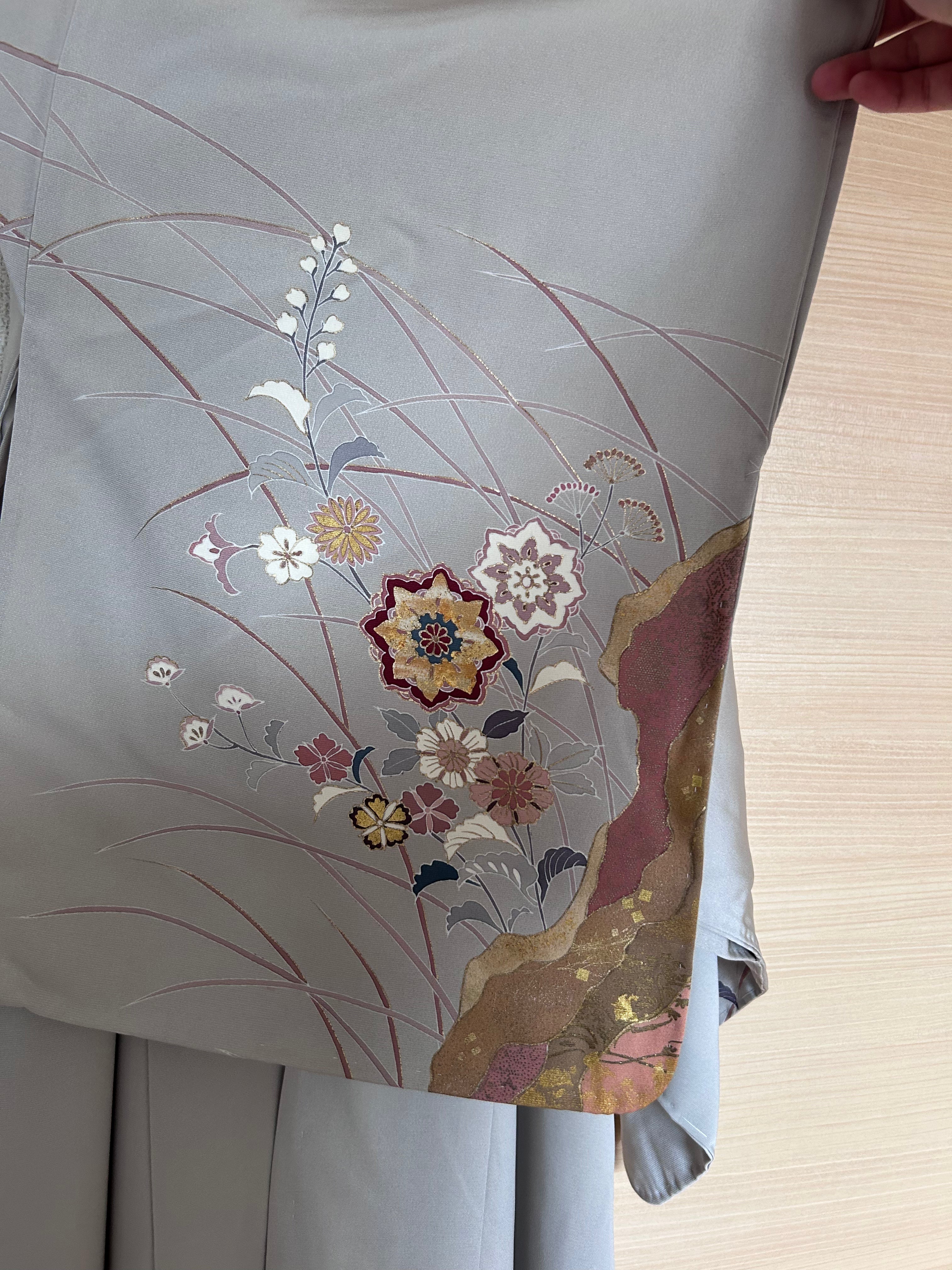 Vintage Japanese Haori Jacket – Light Gray Floral Landscape