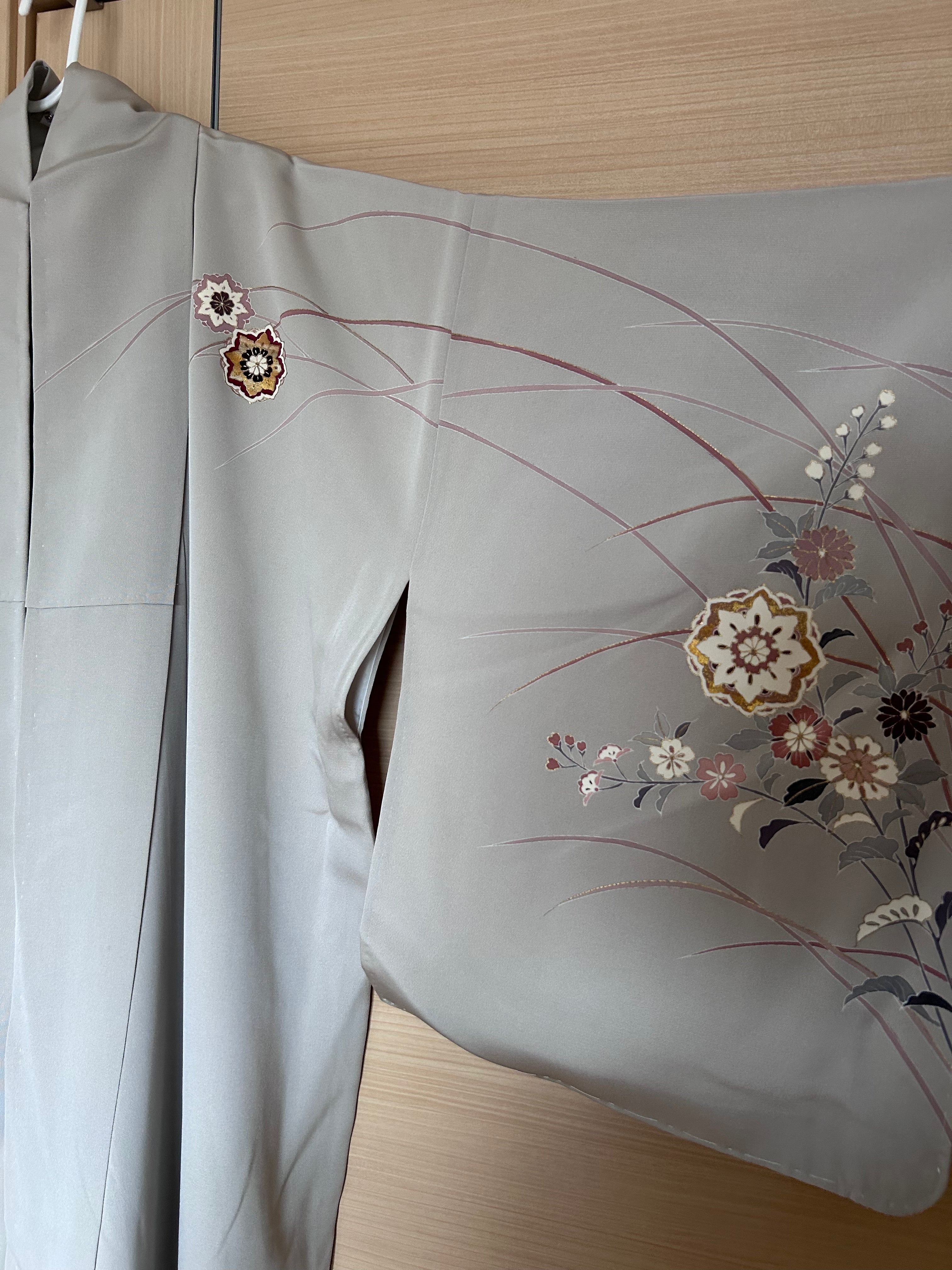 Vintage Japanese Haori Jacket – Light Gray Floral Landscape
