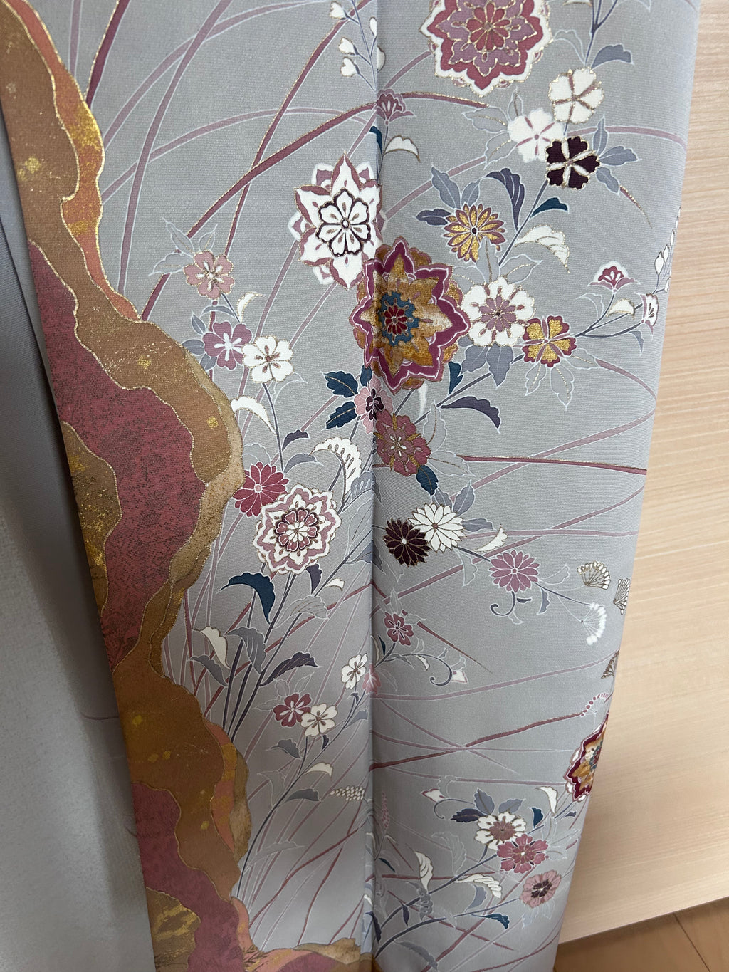 Vintage Japanese Haori Jacket – Light Gray Floral Landscape