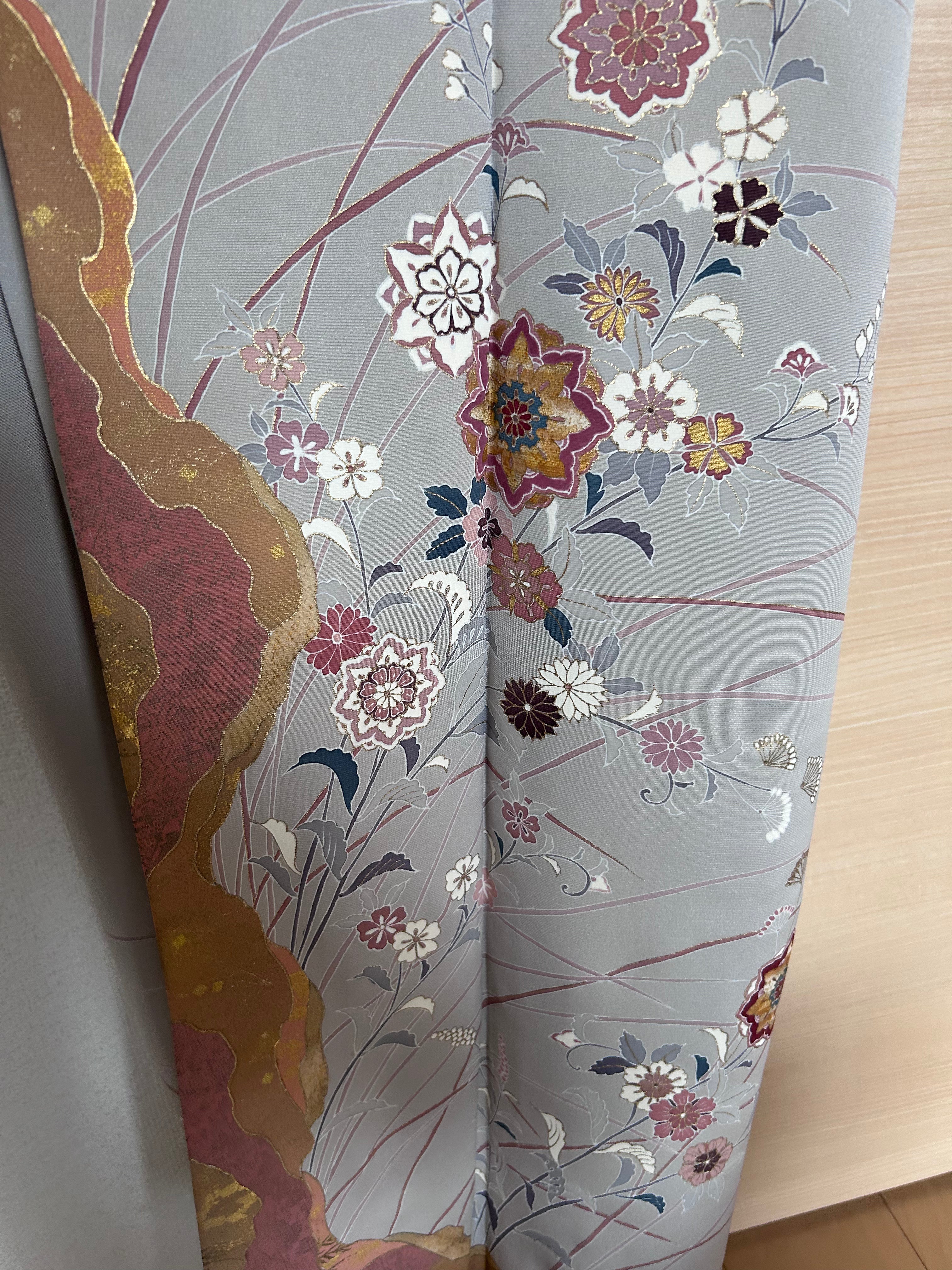 Vintage Japanese Haori Jacket – Light Gray Floral Landscape