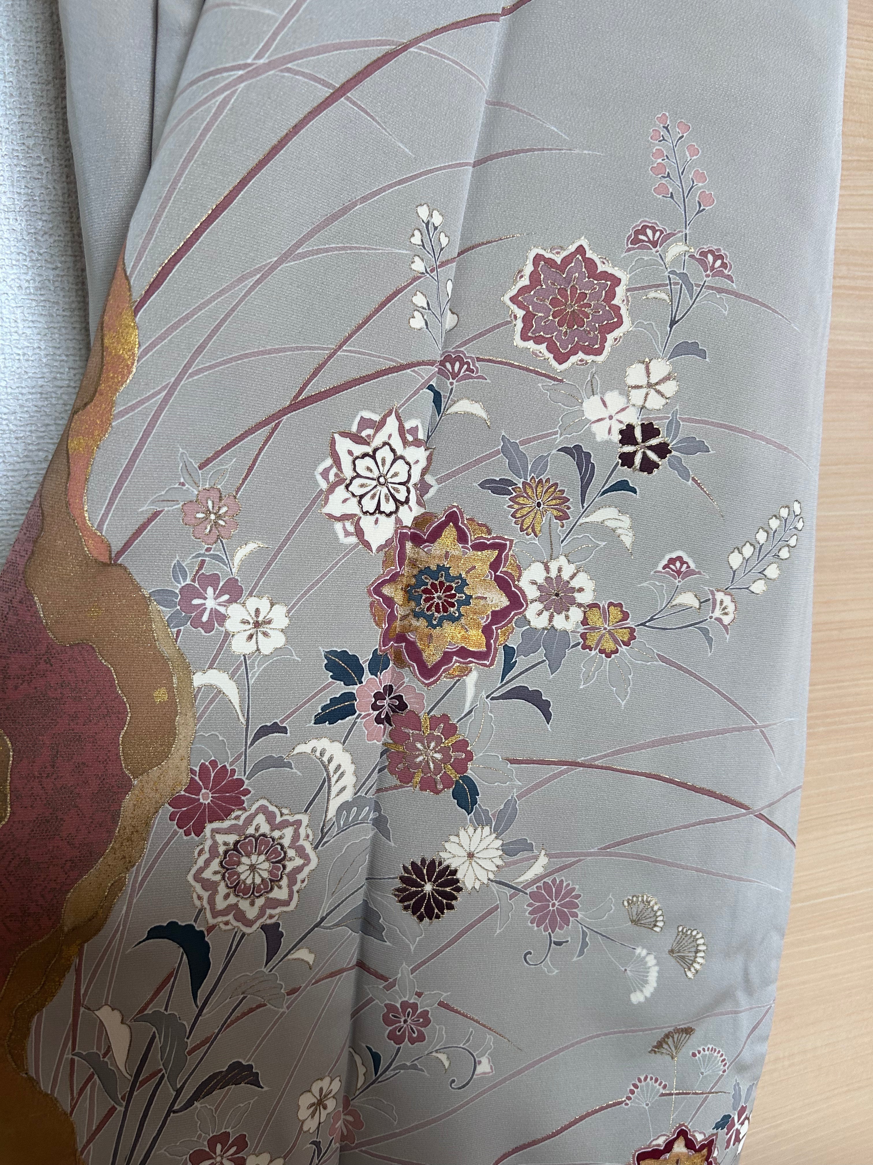 Vintage Japanese Haori Jacket – Light Gray Floral Landscape