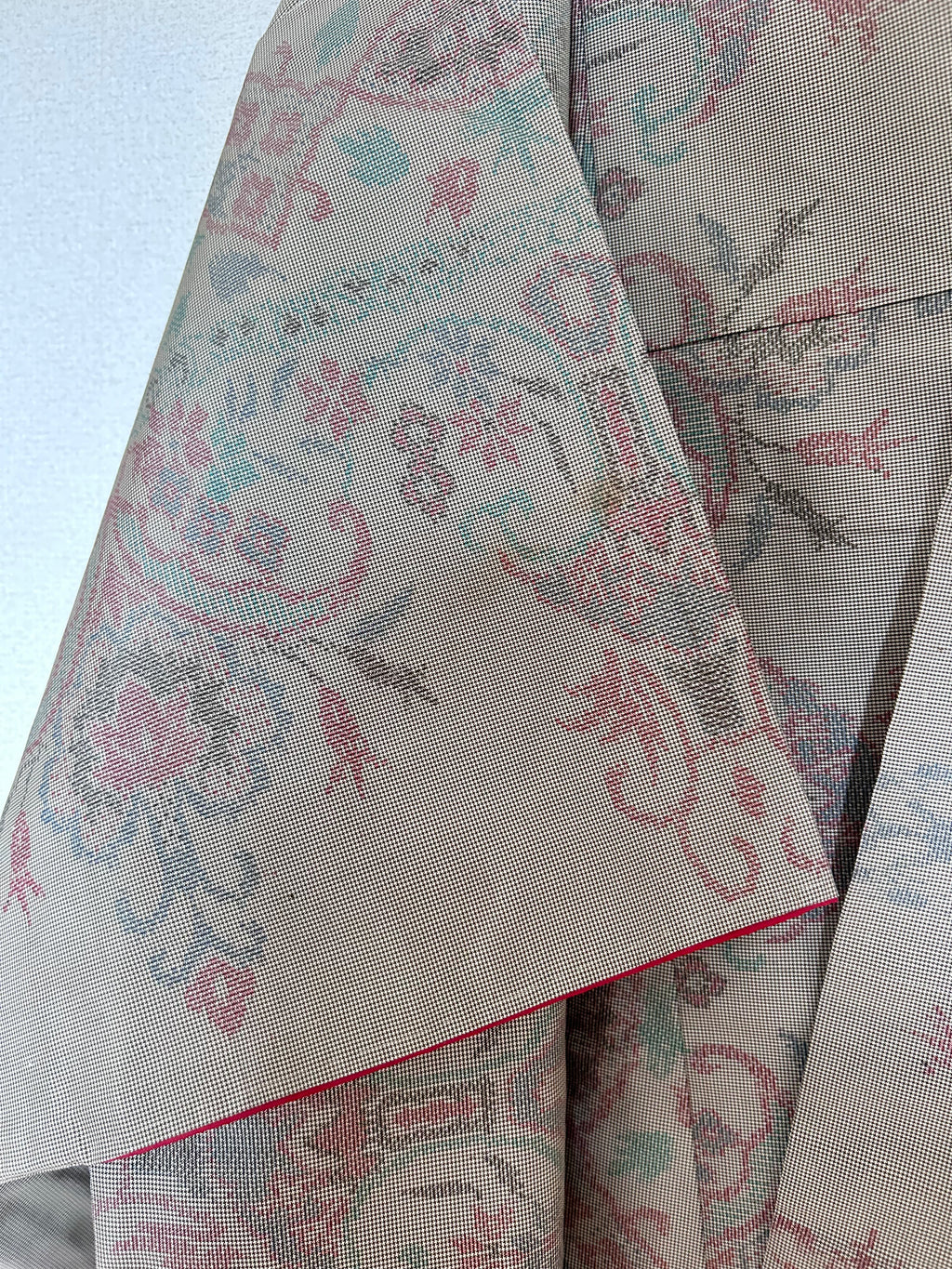Vintage Japanese Haori Jacket – Pastel Brocade Floral Pattern