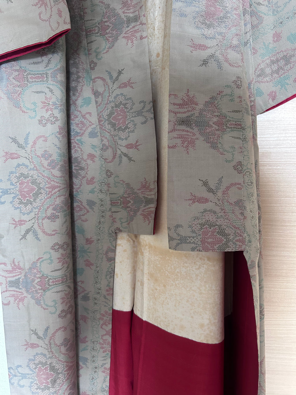 Vintage Japanese Haori Jacket – Pastel Brocade Floral Pattern