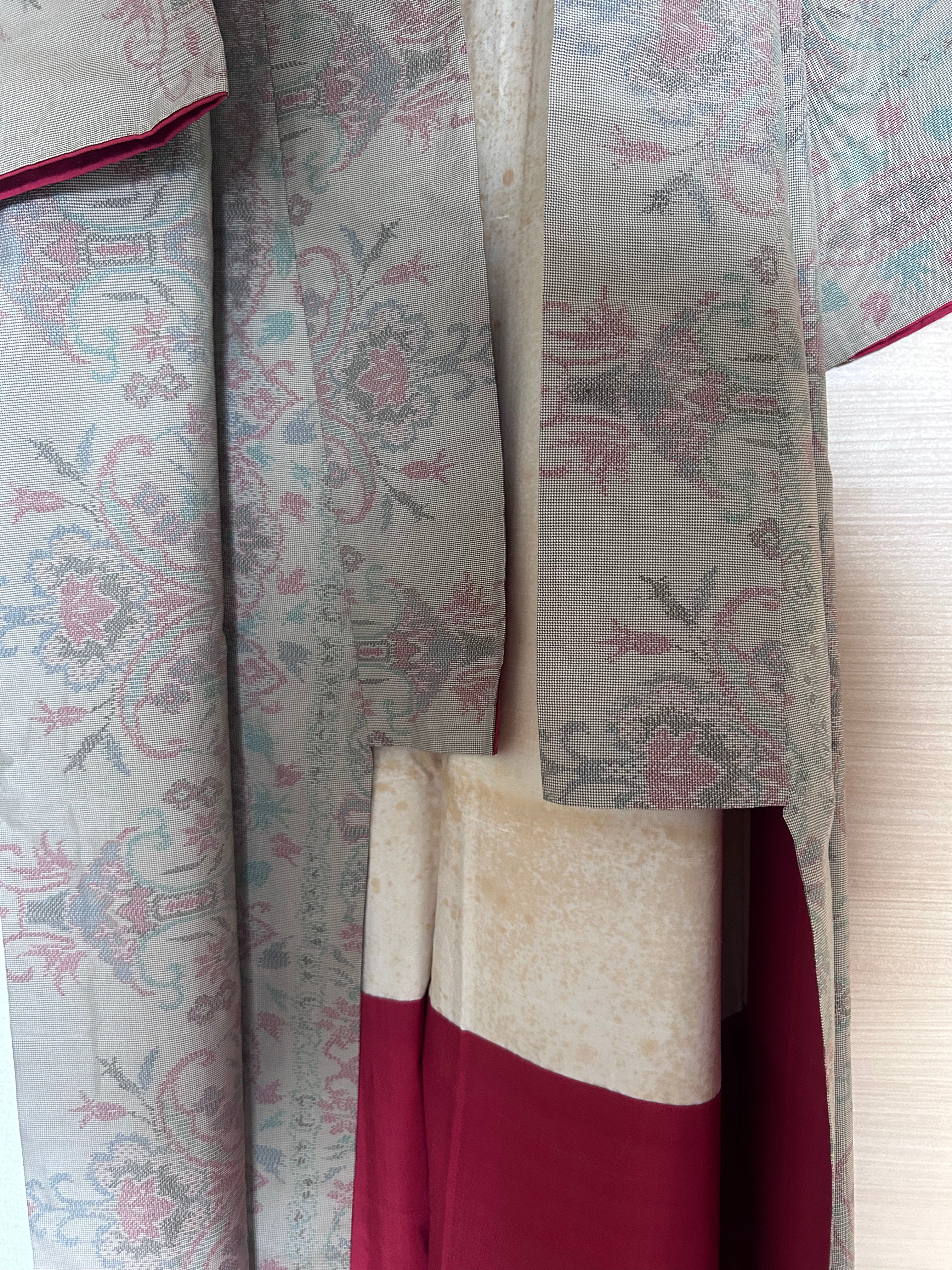 Vintage Japanese Haori Jacket – Pastel Brocade Floral Pattern