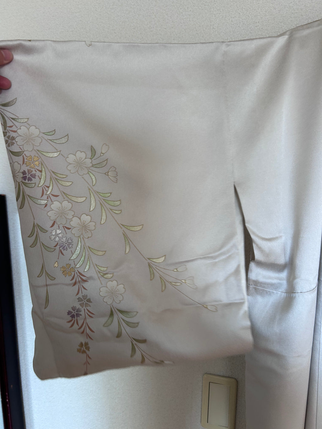 Vintage Japanese silk haori in soft silver with sakura and fan motifs - Right view
